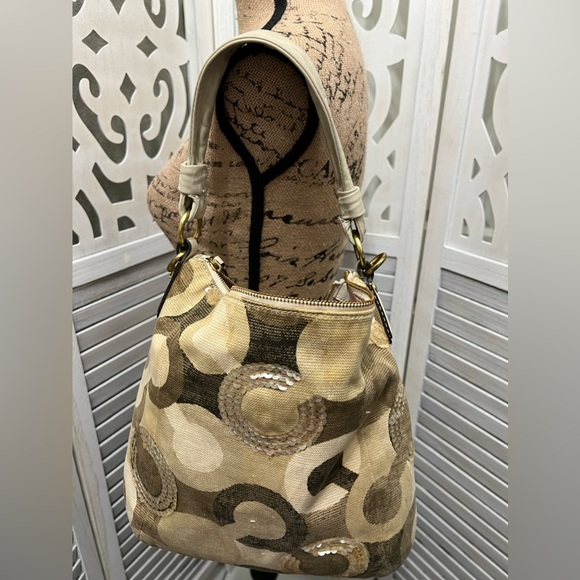 Coach Beige/Gold OP Art Sequins, Canvas and Leather Kristin Hobo - Authentic - Picture 14 of 15